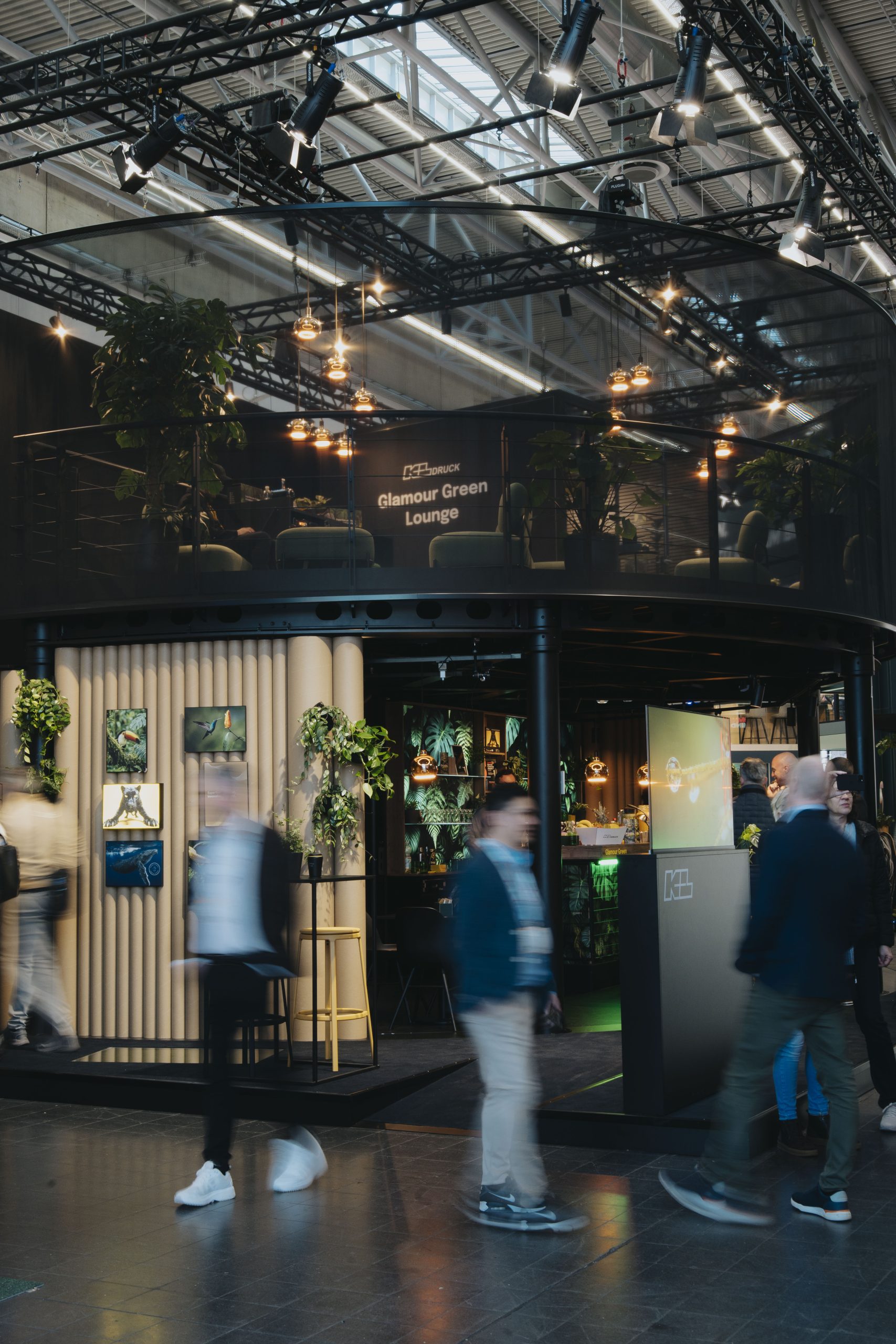 KL – Print and Digital Production for Retail and Brand Environments