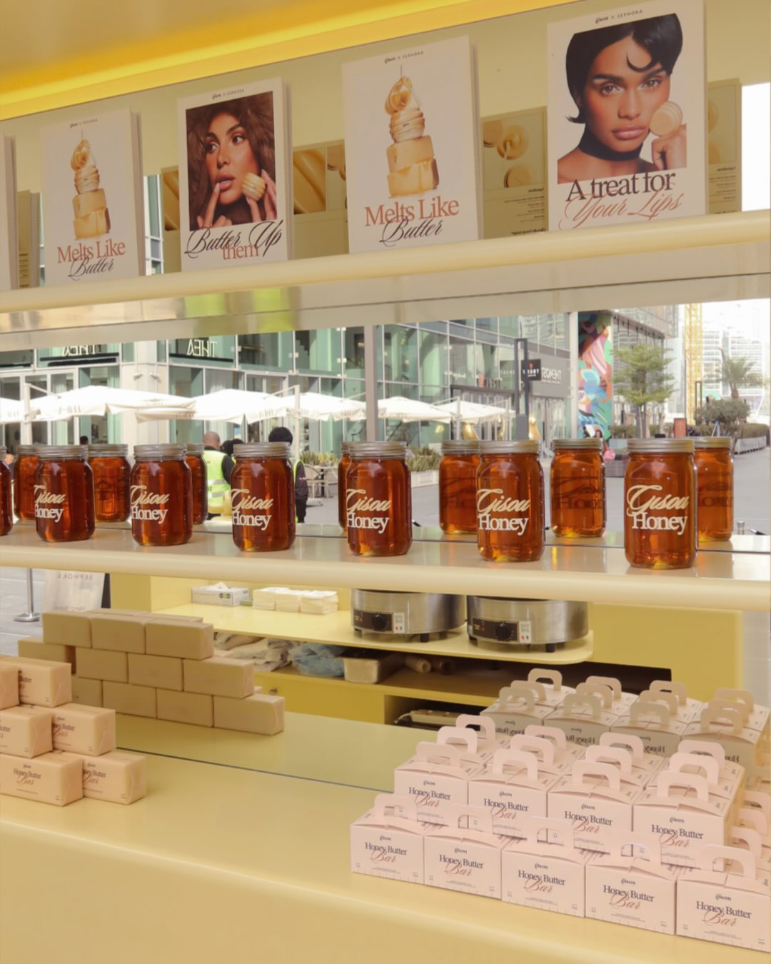 Gisou’s Honey Butter Bar Experience in Dubai: A Sensory Beauty Celebration by Harlequin
